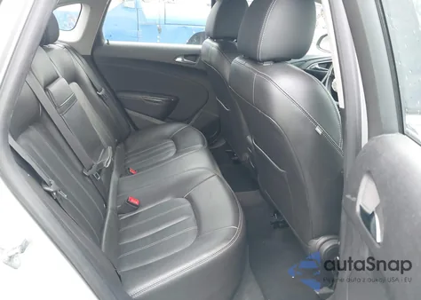 2015 Buick Verano Leather Group z USA, uszkodzony, nr VIN 1G4PS5SK4F4168693